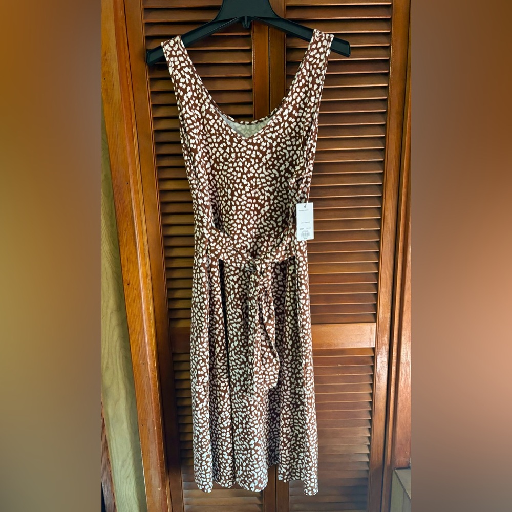 APT. 9 - sleeveless dress with pockets / ladies size large